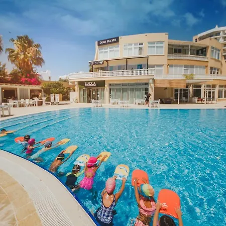 Commudus In Caesar Resort&spa, Long Beach * Perivolia tou Trikomou